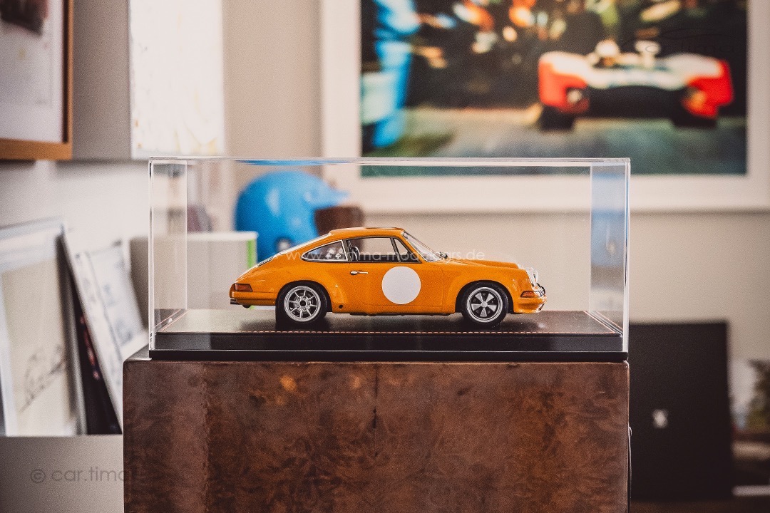 Porsche 911 S Signalorange Curves Magazin car.tima 1:18 CAR01822005