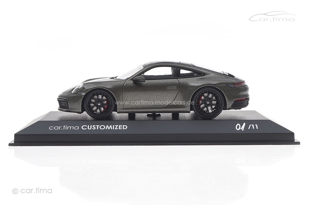 Porsche 911 (992) Carrera 4S Aventuringrünmet./Rad schwarz Minichamps car.tima CUSTOMIZED 1:43
