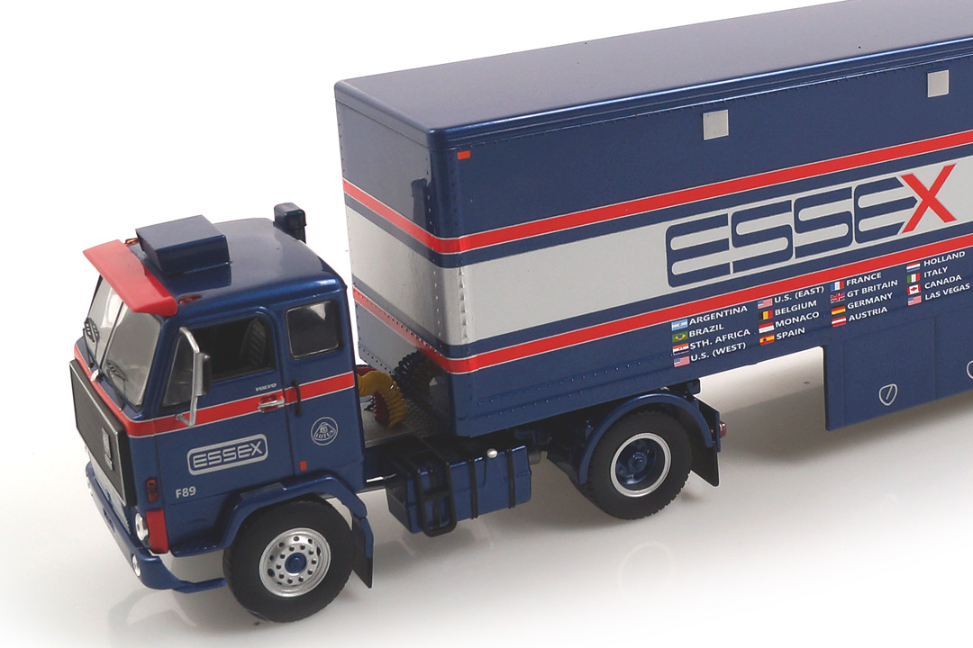 Volvo F89 Essex Lotus Racing Transporter IXO 1:43 TTR021