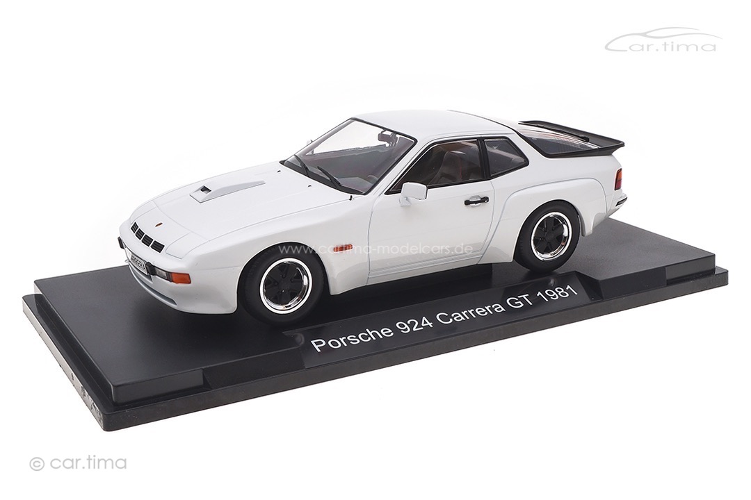 Porsche 924 Carrera GT 1981 Alpinweiß MCG 1:18 MCG18197