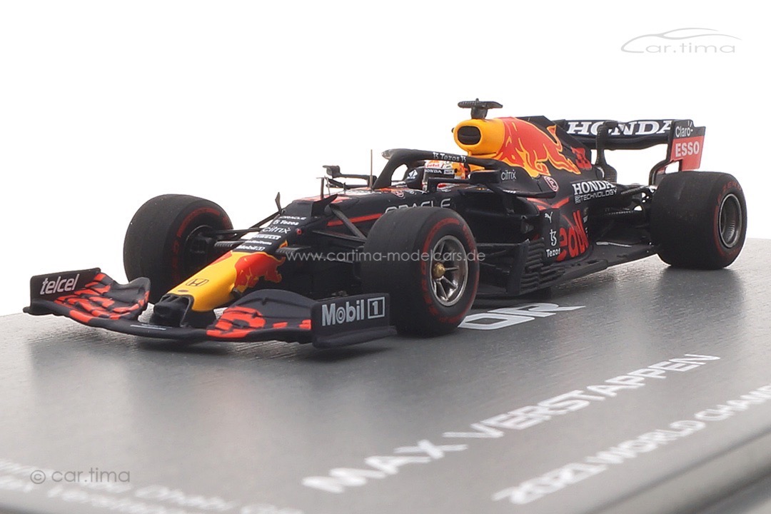 Red Bull Racing RB16B Winner GP Abu Dhabi 2021 Max Verstappen/pit board/No.1 board Spark 1:43 S7861