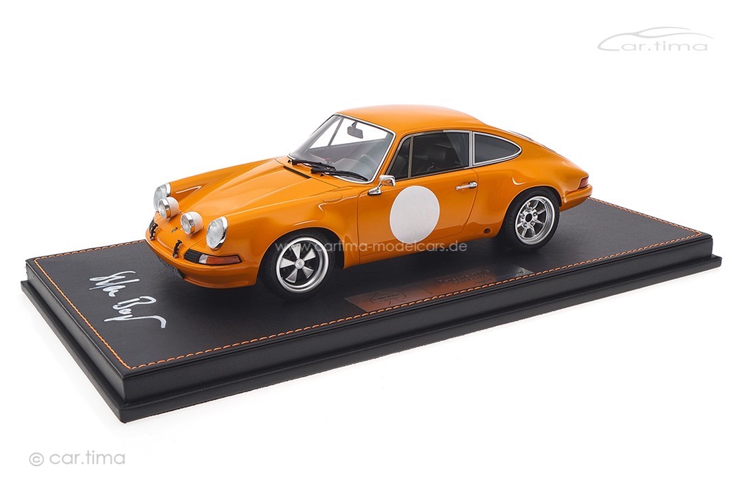 Porsche 911 S Signalorange Curves Magazin Originalsignatur Stefan Bogner car.tima 1:18