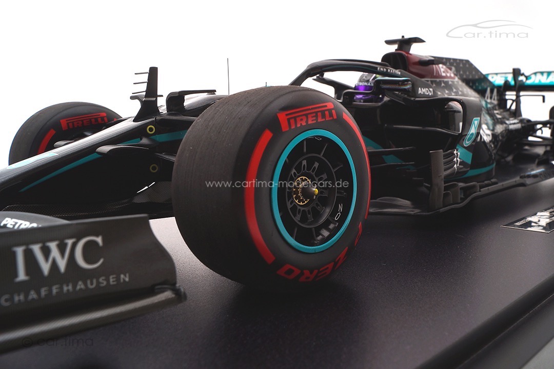 Mercedes-AMG Petronas F1 W11 EQ Winner GP Eifel 2020 Lewis Hamilton Minichamps 1:12 127201144