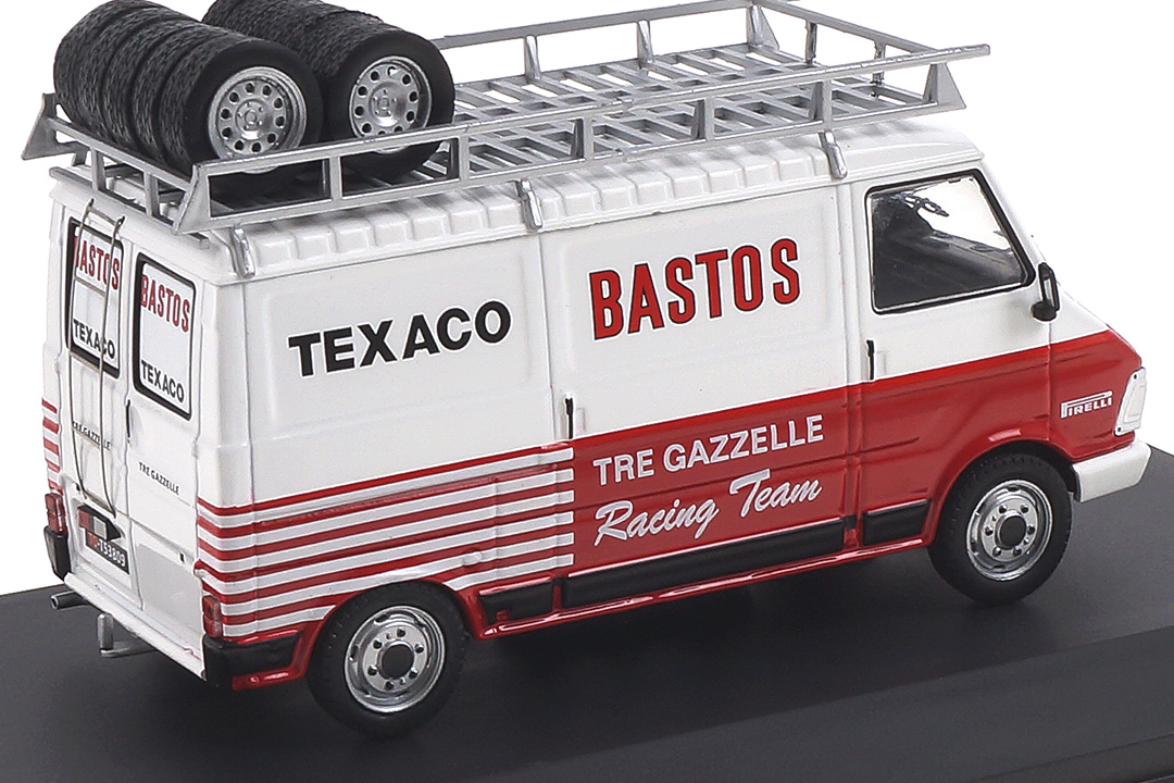 Fiat 242 Bastos Rally Assistance IXO 1:43 RAC292X