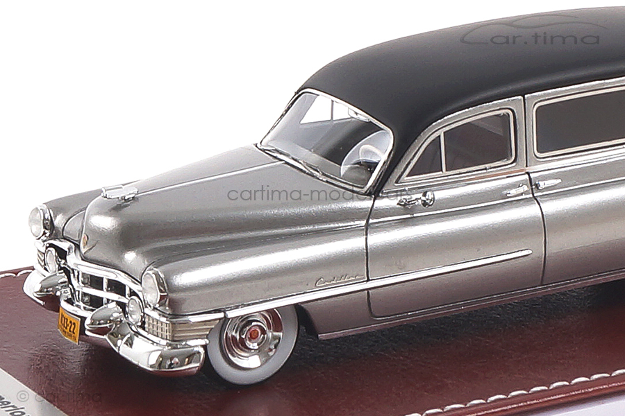 Cadillac Superior Landaulet Funeral Coach GIM 1:43 GIM032A