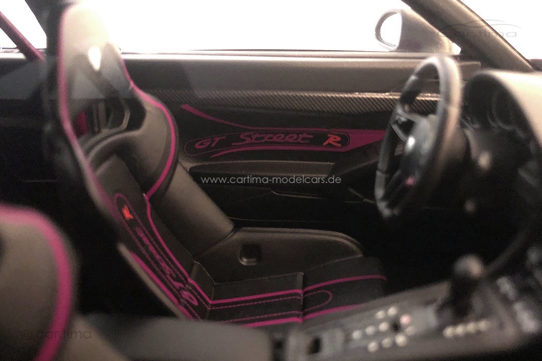 TECHART GTstreet R Sternrubin 1 of 50 TECHART Collection 1:18 091.992.118.003