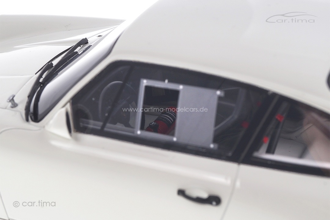 Porsche 911 (964) Carrera 4 Lightweight Grandprix-weiß GT Spirit 1:18 GT319