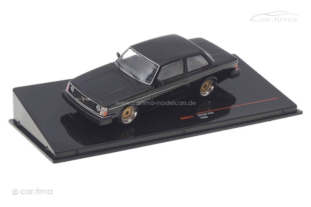 Volvo 242 Custom 1980 schwarz IXO 1:43 MOC311