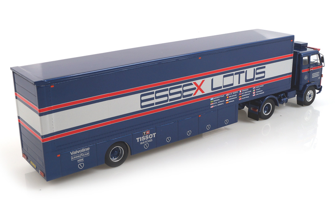 Volvo F89 Essex Lotus Racing Transporter IXO 1:43 TTR021
